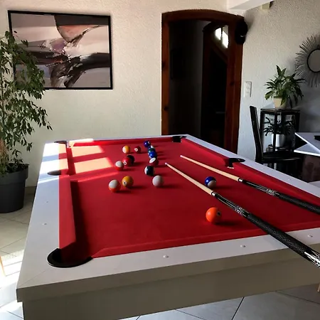 Maison Familiale Holiday home *