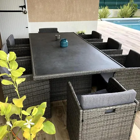 Maison Familiale *