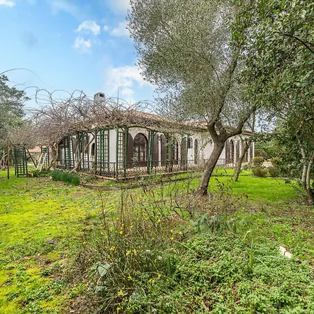 Maison Familiale ביסקארוס